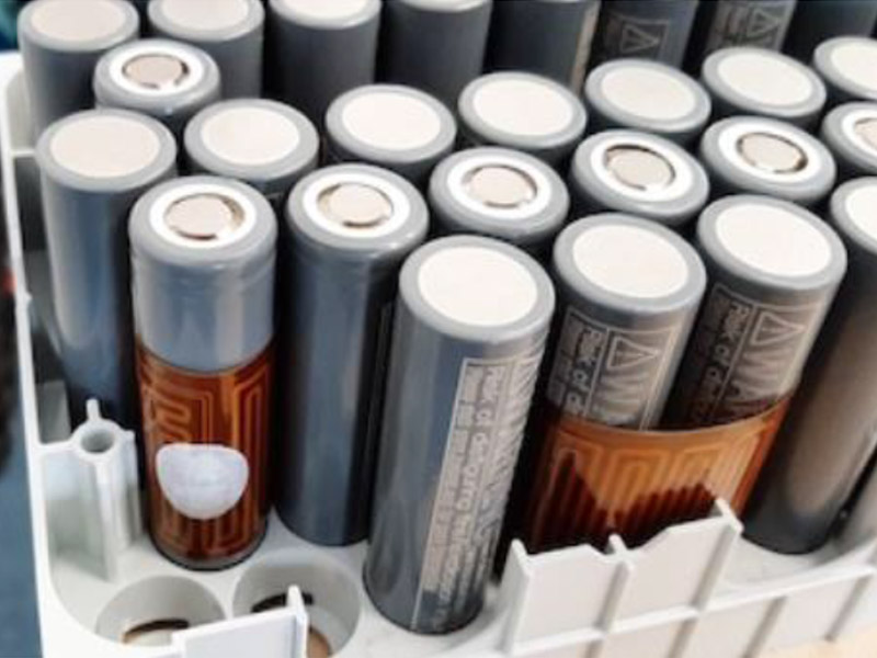 Calentador de módulo de batería cilíndrica